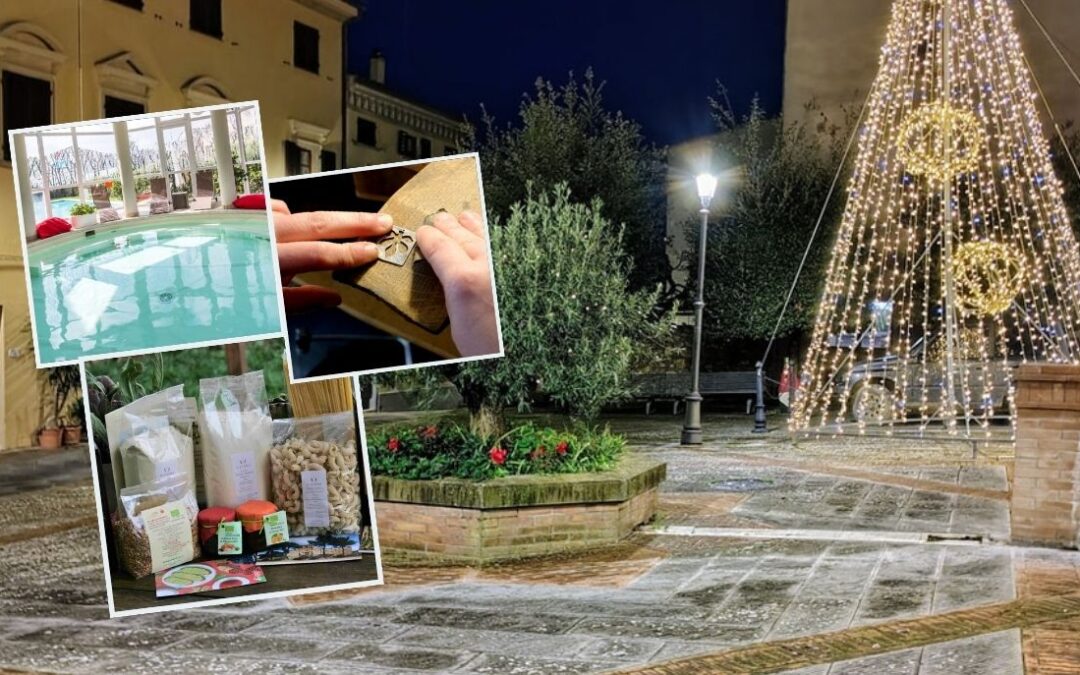 Gambassi Terme con luci di Natale e con immagini di terme, artigianato e gift box di prodotti locali, per esperienze e idee regalo dalla Toscana autentica