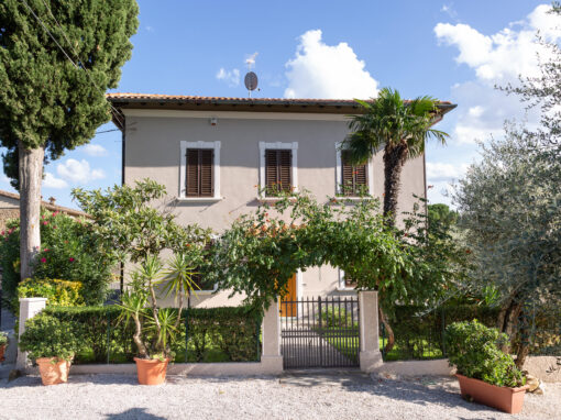 A CASA DI FRANCA – VILLA CON PISCINA